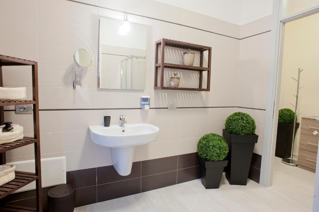Apartment Home Marconi25 Verona Bagian luar foto